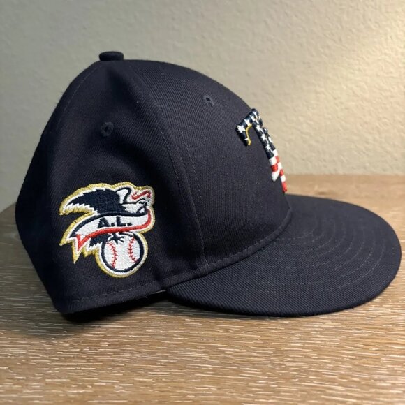 New Era Tampa Bay Rays 59FIFTY 4th Of July Navy Blue Hat (Men’s Size 7 1/4) - Picture 2 of 6